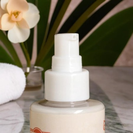Body milk with shimmer "velvet peach" 150 ml with a dispenser-4