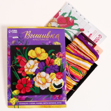 Cross -stitch on the black canvas "Bright Bouquet", a set for creativity, 25 x 25 cm-1