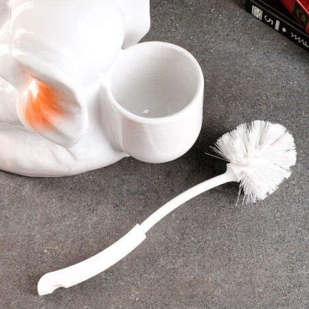 Stand under the ruff "elephant", with a brush-8