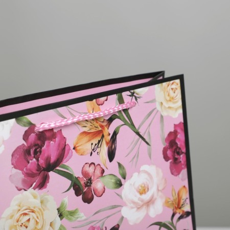 Laminated package "The most beautiful", ml 21 x 25 x 8 cm-4