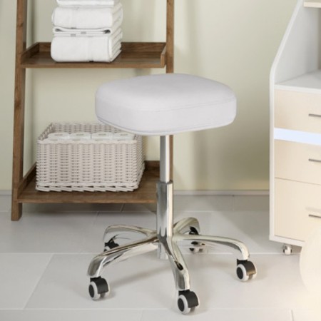 Chair for the master Vilano, white color-1