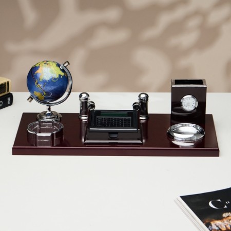 Table 7V1 set (block d/papers, sub-/print, little things, pencil, clock, visit, globe)-1