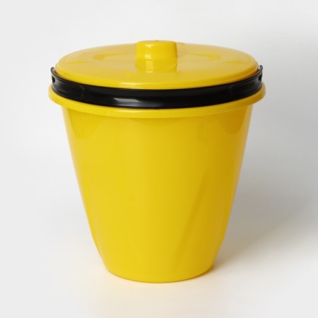 A bucket with a lid "Light", 10 l, yellow color-2