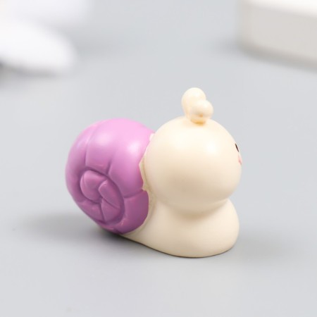 Figure for Florarium Polystone "Baby Snail" 3.1x2.5 cm-1