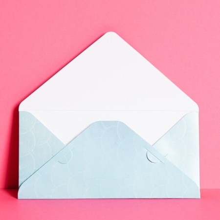 An envelope for money with a wooden element "Happy Birthday!" cake-1