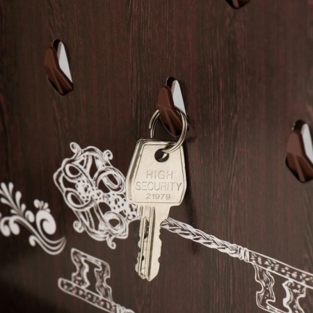 Key closed "ship" 26.5x31.5 cm nut-3