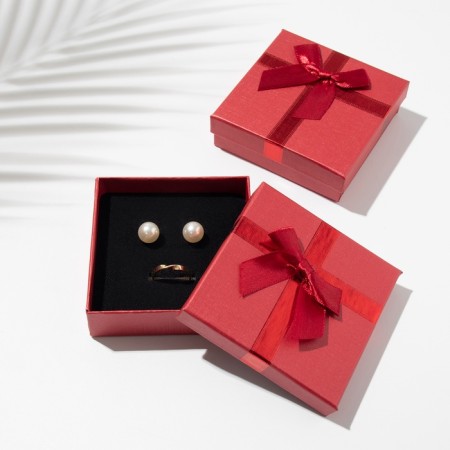 Gift box for the set "Style" 9 × 9 × 3, red color-1