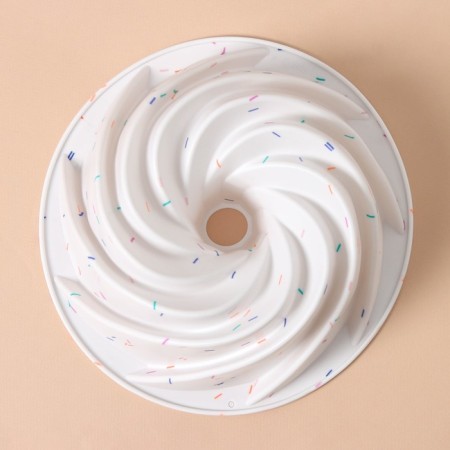 Konfinetta baking form “German cupcake. Whirlwind ", silicone, d = 24 cm, white color-2