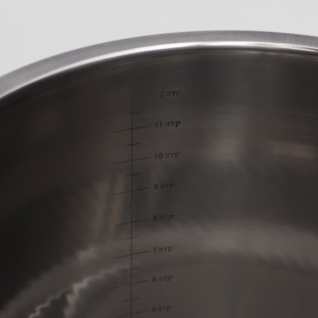 A bucket with a lid, 12 l, a measured scale, stainless steel-4