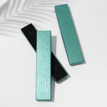 Gift box for a bracelet/chain/clock "Animal print" Simple, 21 × 4, green color-1