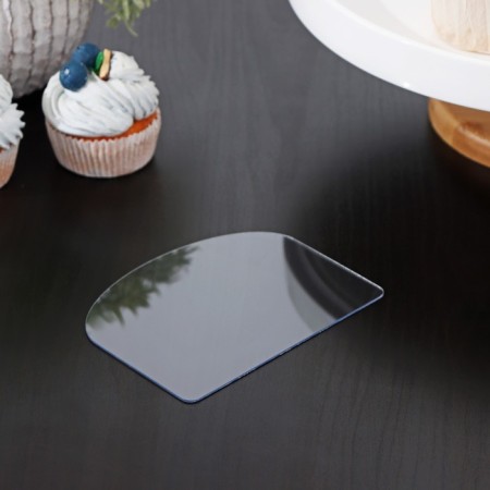 Confectionery spatula for alignment made of plexiglass, 10 × 13 × 0.1 cm, the color is transparent