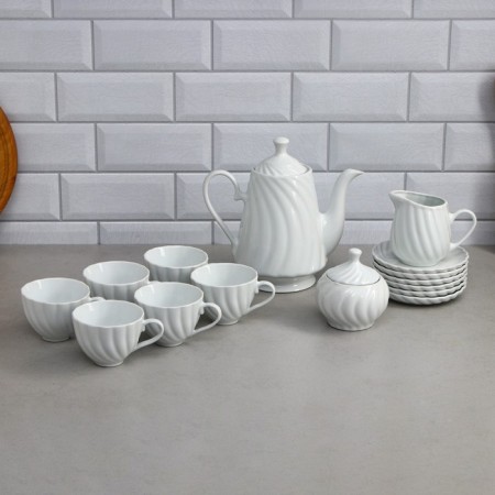 Tea Service "Carmen", 17 objects: cream 350 ml, 6 cups 200 ml, kettle 1.5 l, sugar tower 300 ml, 6 Smascher, porcelain, Iran