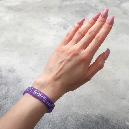Silicone bracelet "I want wine" female, purple color, 18 cm-1