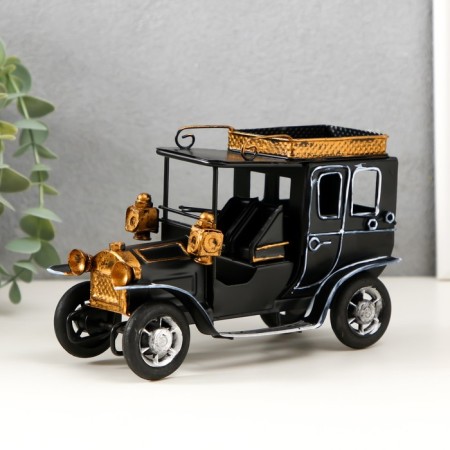 Metal souvenir "Retro. Black-gold car" 16.7x7.7x11 cm-3