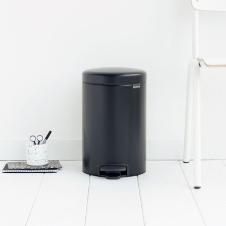 Brabantia Newcon bucket, plastic inner bucket, with a pedal, black matte color, 12 liters-4