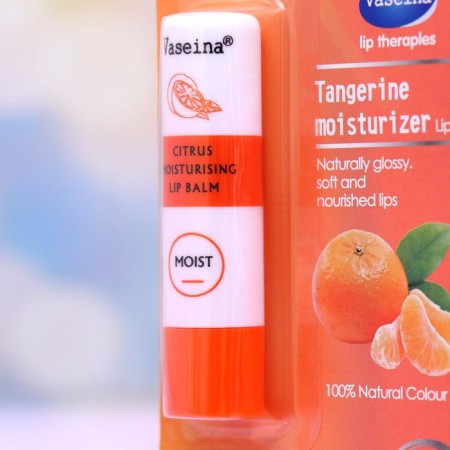 Vaseline for lips with tangerine-1