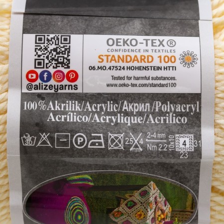 Extra yarn 100% acrylic 220m/100g (01 milk)-3