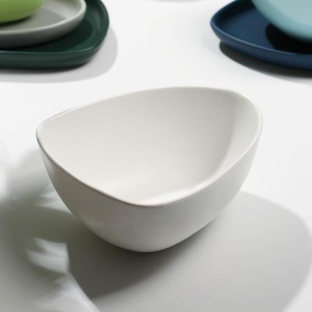 Ceramic non -standard ceramic inhabitant “White”, 15.5 x 14 cm, 650 ml, white color-1