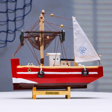 Souvenir ship "Fisherman" 20*20cm