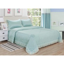 A set with a blanket 
