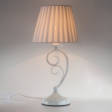 Severina 1x60W table lamp E14, white 22x22x45.6 cm