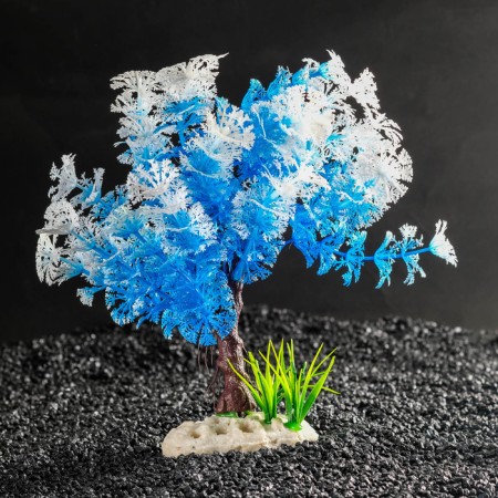 Artificial aquarium plant, 24 x 21 x 5 cm