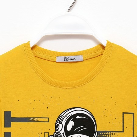 T -shirt for a boy, yellow color, height 104 cm-1