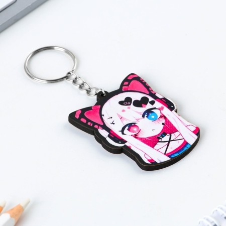 Key keychain wooden anime "in headphones"-2