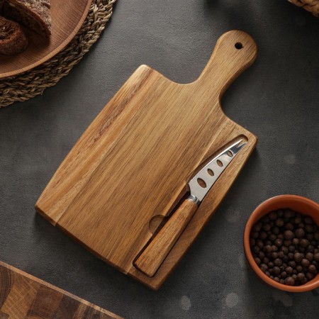 Set for supplying cheese shape, knife, board-1
