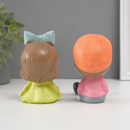 Souvenir Polystone "Bucks in the cap and a girl with a bow" dl. legs, set 2 pcs 6x7x17 cm-4