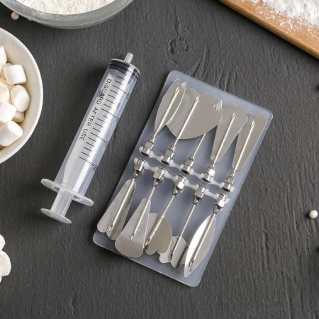 A set of forms for modeling confectionery jewelry, syringe, 10 nozzles, mix-1