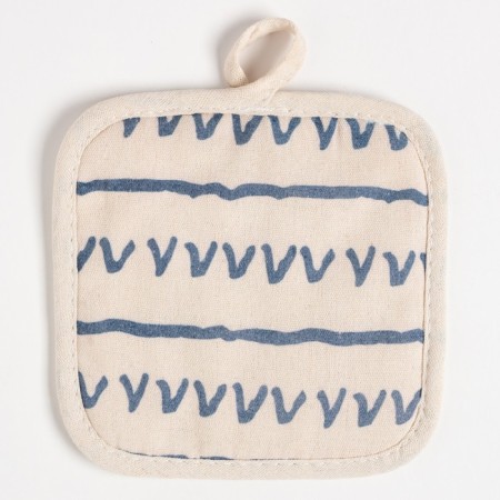 Kitchen set (2 objects) of the “Triangles” shares, a grade 17x17 cm, mittens 26x16 cm, 100% p/e-3