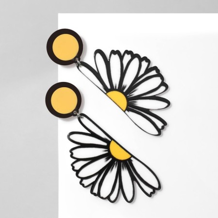 Acrylic earrings "flowers" of chamomile, colored in silver-1