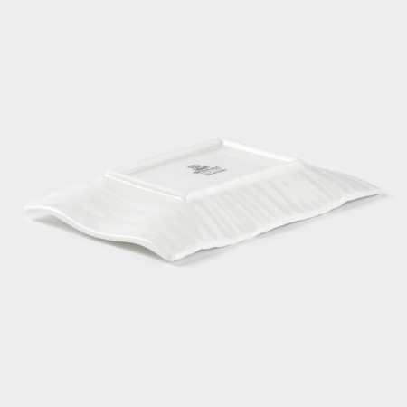 Porcelain dish, 18 × 11.5 cm, white color-2