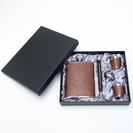 Gift set 5 in 1: Flaw 240 ml, funnel, pen, 2 glasses, brown, 17 x 21 cm-1