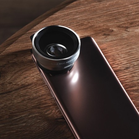A wide-angle macro lenses for a phone 2 in 1, 0.45x, 37 mm, silver