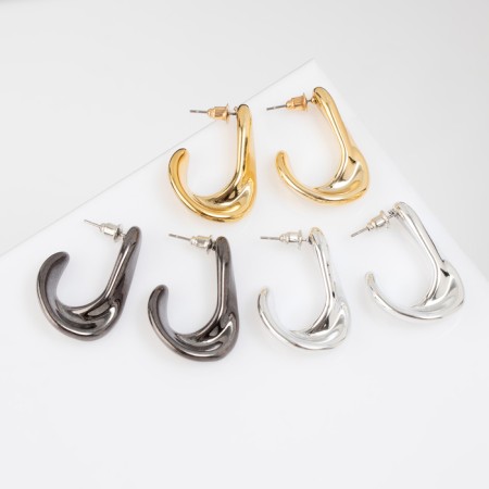 Set 3 objects: 3 pairs of earrings "gloss", color