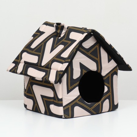 Animal house large, 37 x 35 x 45 cm, mix of colors