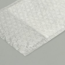 A package of runway with a valve, p/e, unpainted, 3 layers, 22 x 26 + 5 cm