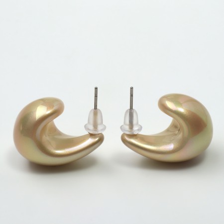 Earrings plastic "drop" smooth mini, beige color-3