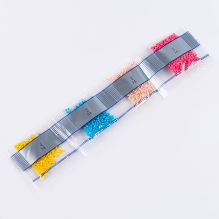 Diamond embroidery with a partial filling of Ichigo, 13.7 × 18.3 cm, cardboard-3