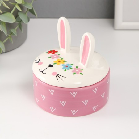 Coramics box "Bunny with a wreath" 10x10x10.3 cm-1