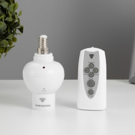 Adapter with the PDU "Nekst" E14/E27 15W white 3x3x10cm