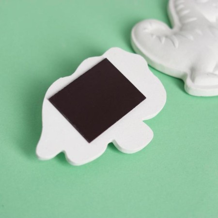 A set of magnets for coloring 4 pcs "dinosaurs", paint 6 cv 2 ml, brush-2