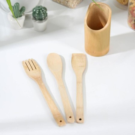 A set of kitchen supplies "Bamboo Forest", 3 items on a stand: 2 shoulder blades, spoon-2