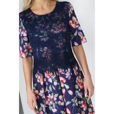 Women's dress, size 44-5