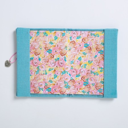 Set for creativity. GOOD MOMENTS passport cover-3