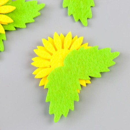 Decor for the creativity of the felt "Sunflower" (set 4 pcs) 7x7 cm-2