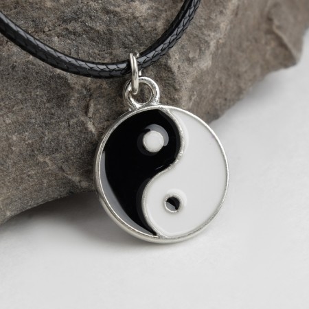 Yin-Yang cord, black and white color in silver, 45 cm