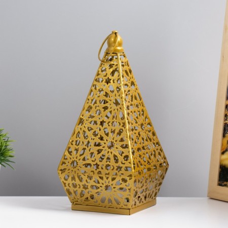 Spinker "Eastern Lantern. Pyramid" LED from batteries 3haaa gold 22x10.5x10.5 cm Risalux